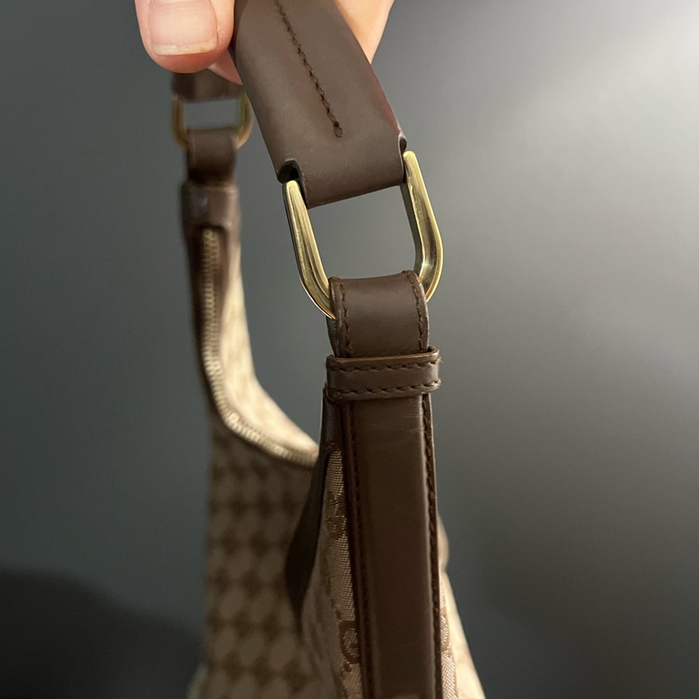 Gucci Beige and Brown Hobo Bag - Picture 6 of 16